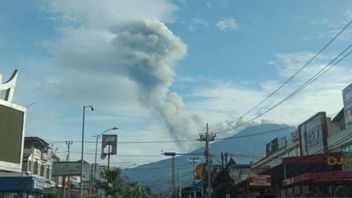 Gunung Marapi Meletus Kembali, Disertai Dentuman Keras