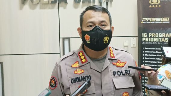 تمت إزالة حزب العدالة والتنمية I Ketut Agus Wardana الذي كان يستخدم الميثامفيتامين ، وعينت شرطة جاوة الشرقية قائدا جديدا لشرطة سوكودونو