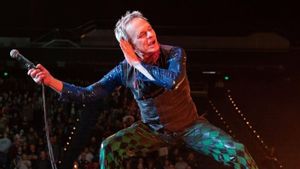 David Lee Roth Announces First Tour Since Deciding To Retire From The Music Stage