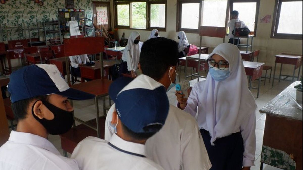 Waiting For Direction, There Is No Face-to-Face School In Pekanbaru
