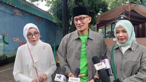 Nyoblos Bareng Istri, Sandiaga Jalani Puasa