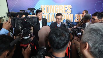 عند افتتاح تجمع جمعية الصحفيين الإندونيسيين ، أكد نائب الوزير كومديجي على جمعية PWI في عصر تعطيل المعلومات