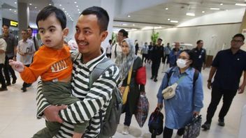 As Of This Friday, The Ministry Of Foreign Affairs Ensures That More Than 70 Indonesian Citizens From Iran Have Been Evacuated