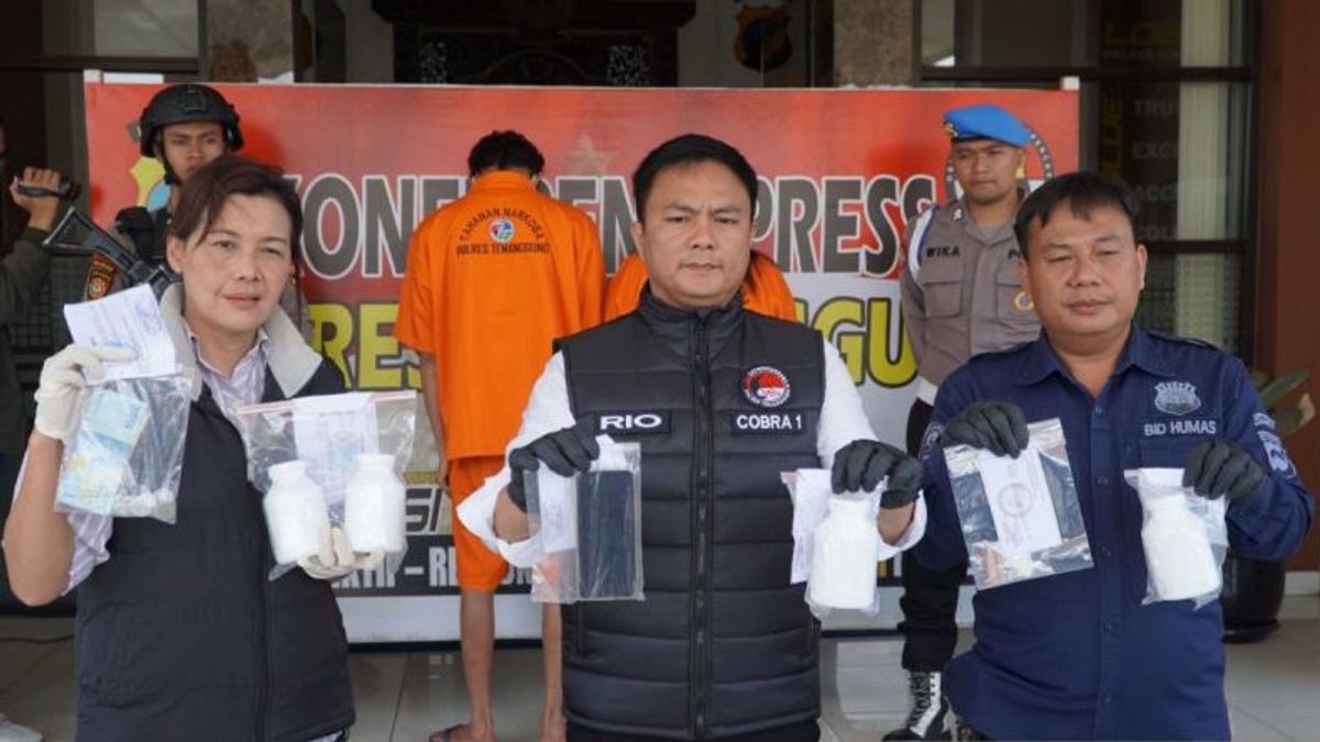 1,000 Yarindo Pills Seized From Arrest Of 2 Dealers In Temanggung