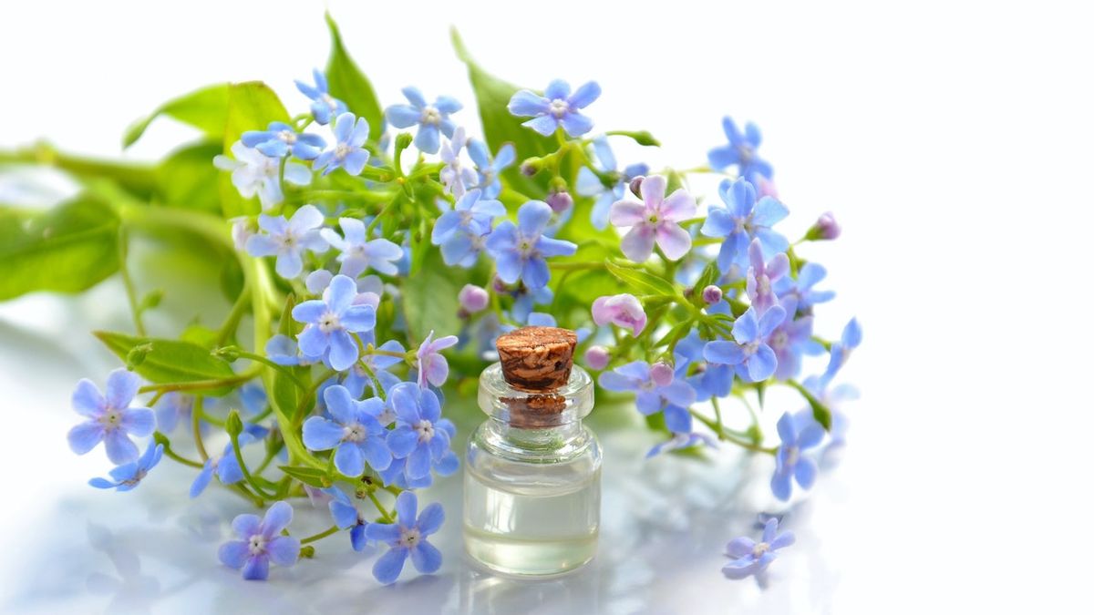 6 Different Ways To Use Essential Oils