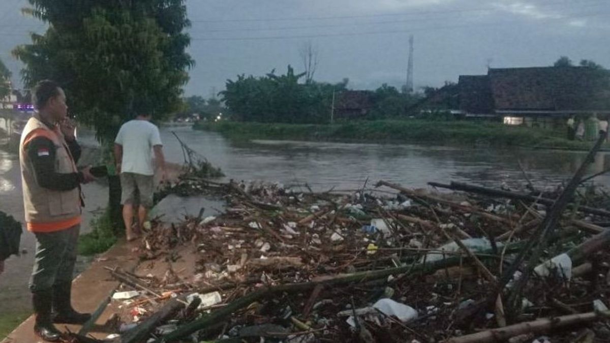 Curah Hunan Tinggi 41 Rumah Warga di Kudus Tergenang Banjir