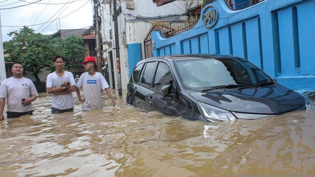 BPBD: Titik Banjir Tertinggi Ada di Pejaten Timur Jaksel, Capai 3,7 Meter 