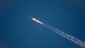 SpaceX Launches Two ASBM Satellites Filled With Military Instruments