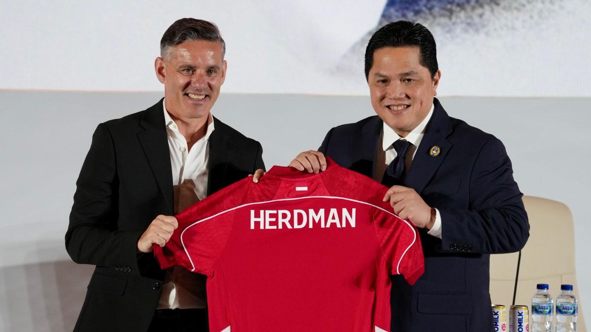 PSSI Chairman asks all football elements to support John Herdman