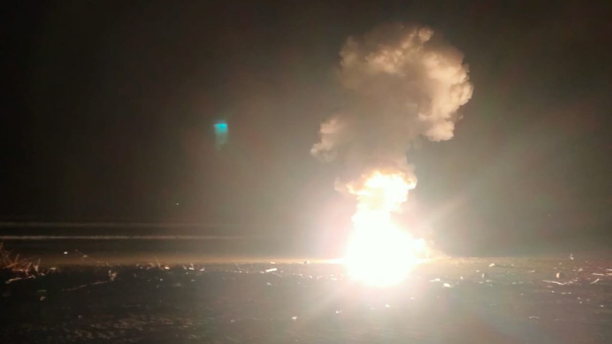 中部ジャワ警察のゲガナ・ブリモブ・チームが爆竹製造爆発物を破壊