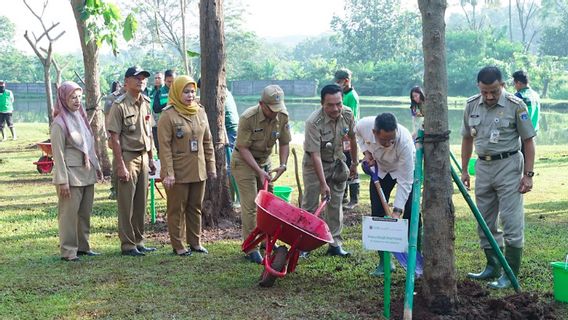 プラスチック廃棄物リサイクルイニシアチブへの植林による環境保全のための真の行動