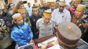 Menteri Kebudayaan Fadli Zon Buka Pameran Bilah Pusaka di Maros, Tekankan Pentingnya Merawat Budaya Keris 