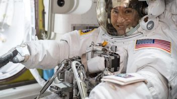 Pecahkan Rekor, Atronaut NASA Christina Koch Ekspedisi 328 Hari di Luar Angkasa