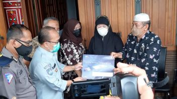 Keluara Co-pilote Sriwijaya Air SJ-182 Fadly Satrianto Recevoir Des Services De Compensation Raharja Rp50 Millions