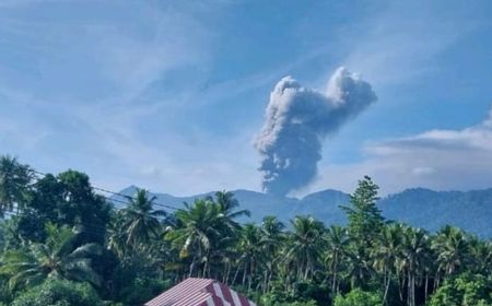 Gunung Dukono di Maluku Utara Kembali Erupsi