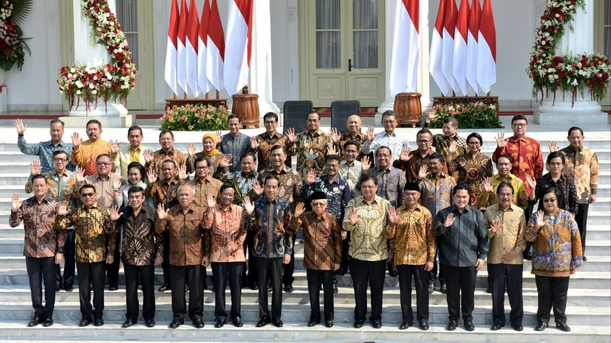 Forward To The 2024 Pilkada, PDIP Minister Pramono Anung And Risma Resign From Jokowi's Cabinet