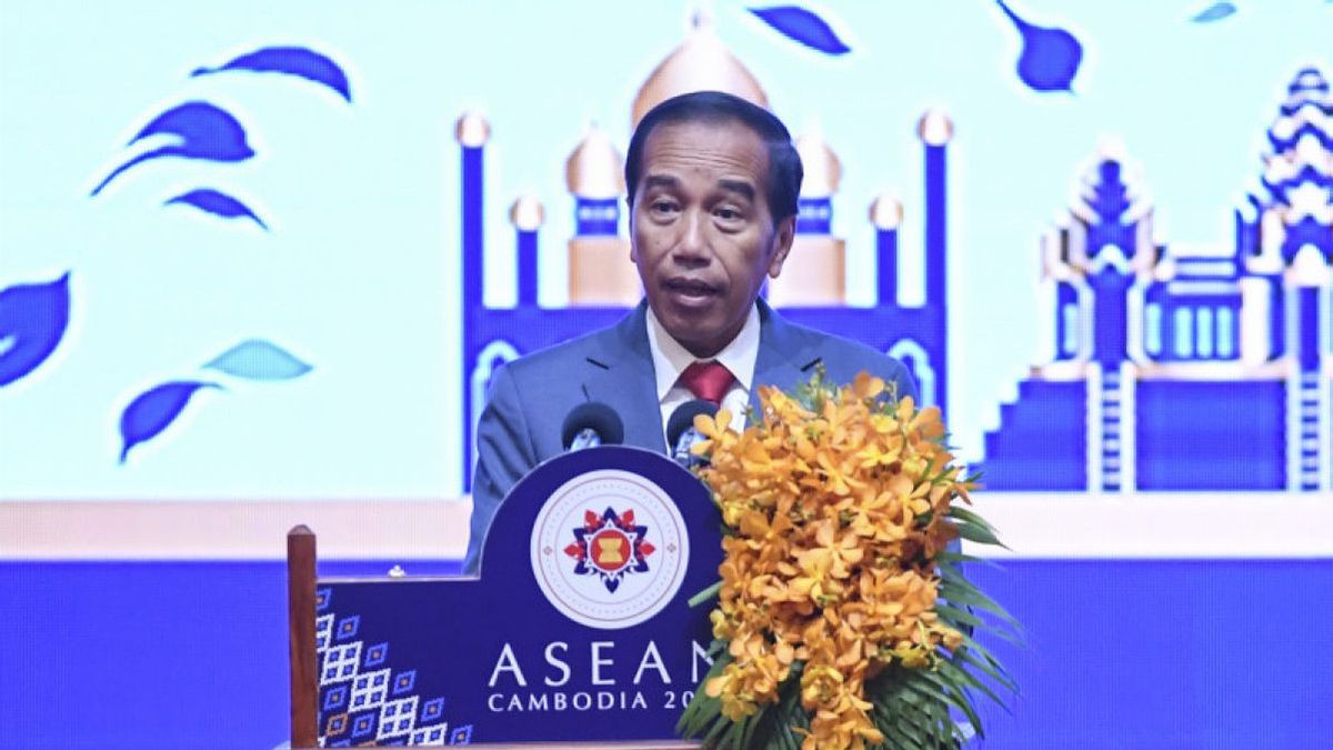 Close The 43rd ASEAN Summit, Jokowi Reminds That If You Participate In The Flow Of Rivalry, It Can Be Destroyed