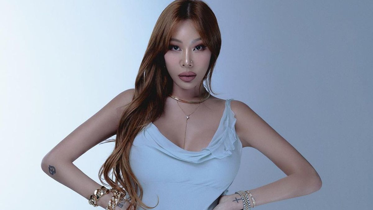 Jessi Apologizes After Being Involved In The Fan Attack Case