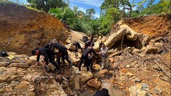 Jembatan di Perbatasan Roboh, Brimob Turun Tangan Selamatkan Akses Warga Sebatik