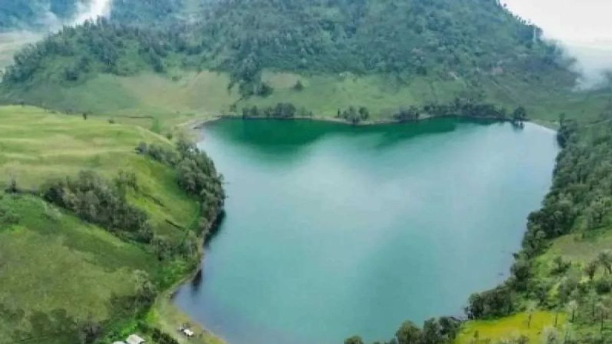 Mount Semeru Climbing Route Reopens Tomorrow