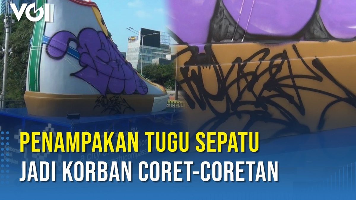 VIDEO: Baru Sehari Dipamerkan, Tugu Sepatu di Jakarta Langsung Jadi Sasaran Corat-coret