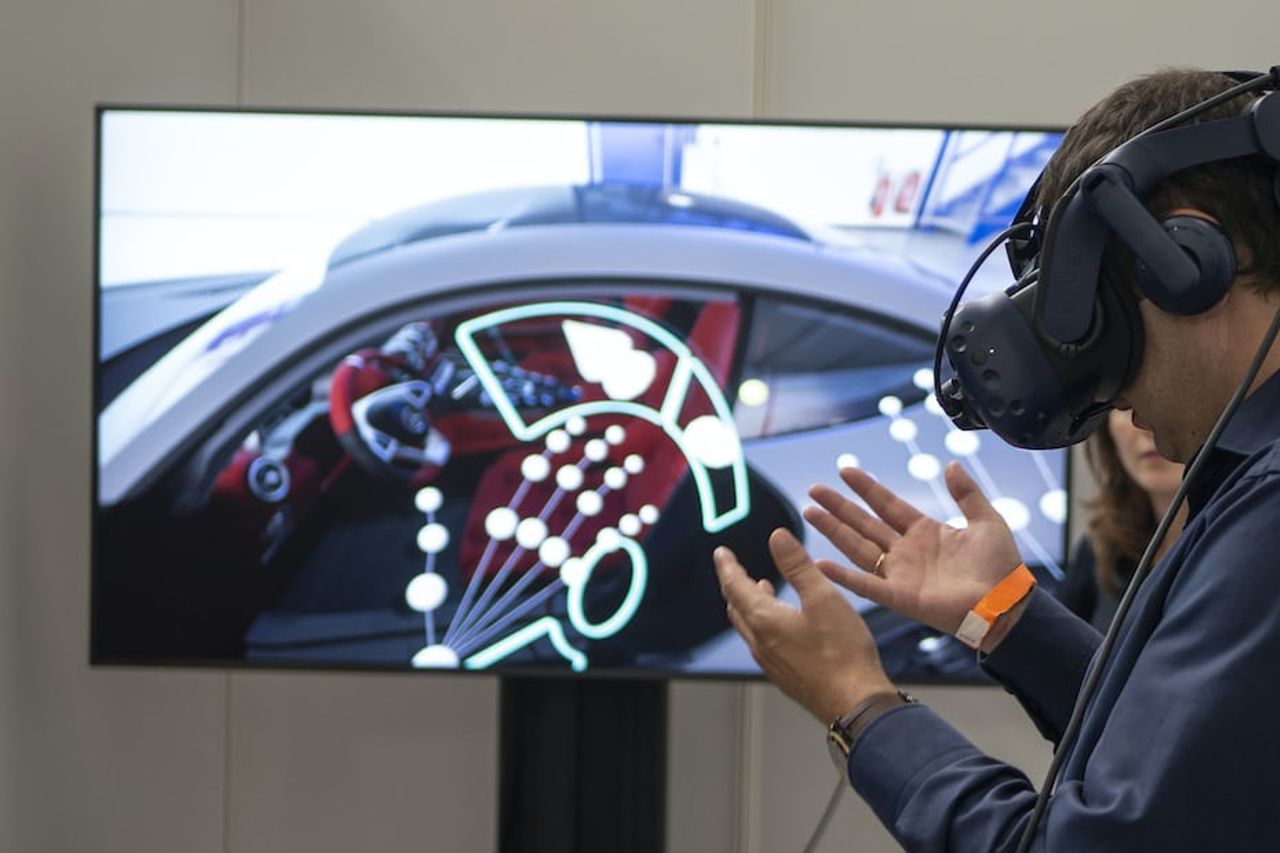 تستخدم هوندا تقنية VR و AR لإنشاء تصميمها الجديد EV