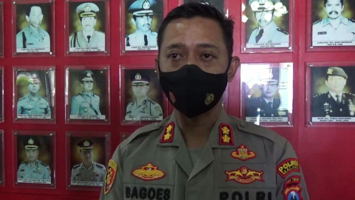La Police Vérifie Les Témoins Sur Le Maire De Malang Sutiaji Et La Plage 'Terobos' Du Groupe Gowes Qui A Fermé En Raison De PPKM