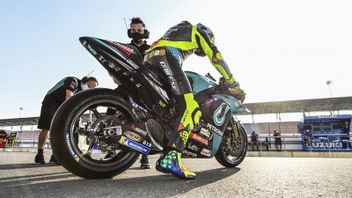 Rossi Entame Une Nouvelle Aventure Avec Petronas Yamaha SRT Pour Diriger Le Circuit Du Qatar