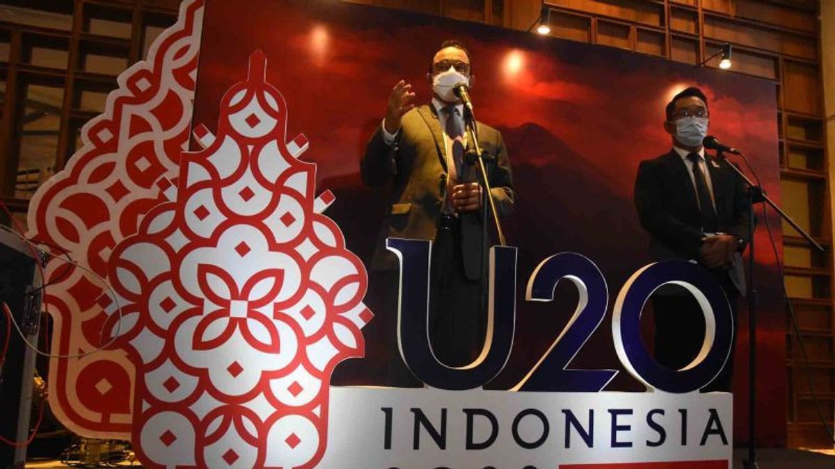 Anies Baswedan And Ridwan Kamil Invite The Young Generation To Take An Active Role In The G20 Forum