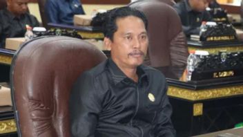 وكيل LL يكشف عن مزاعم الضغط والدوافع السياسية، والجدل بشأن شهادة مزيفة