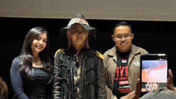 ルンダンに縛られて、HYDEはアジアツアーの目的地としてインドネシアを選んだ