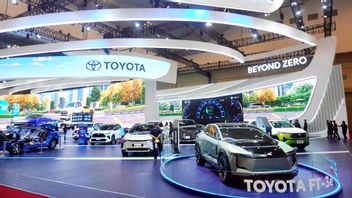 Toyota Harvests Cuan At GIIAS 2024, Kijang Innova Zenix HeV Most Interested