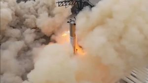 SpaceX Uji Coba Booster Raksasa untuk Dorong Roket Starship ke Orbit Bulan Depan