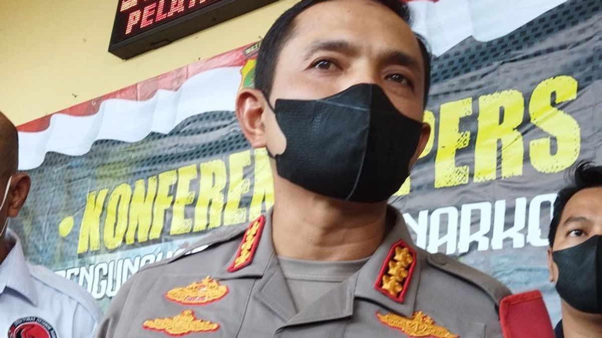 Propam Polres Jaktim Contrôle Un Policier Persécutant Deux Adolescents à Jatinegara