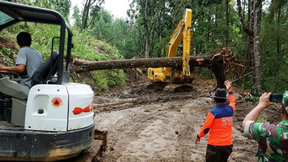 Trenggalek-Bendungan Masih Rescue Pascalongsor线,居民被要求保持警惕