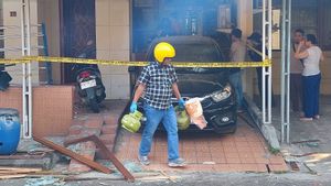 Sigap, Gegana dan Puslabfor Bergegas Menuju Lokasi Ledakan di Tangerang, Tiba di Lokasi Ternyata Tabung Gas 3 Kg Bocor