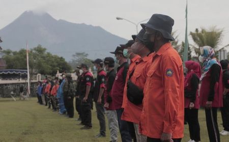 Bupati Sleman Pantau Kesiapsiagaan Relawan Bencana di Lereng Merapi