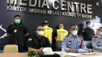 Violation Of Stay Permit In Batam, 2 Foreigners From Malaysia And Singapore Deported