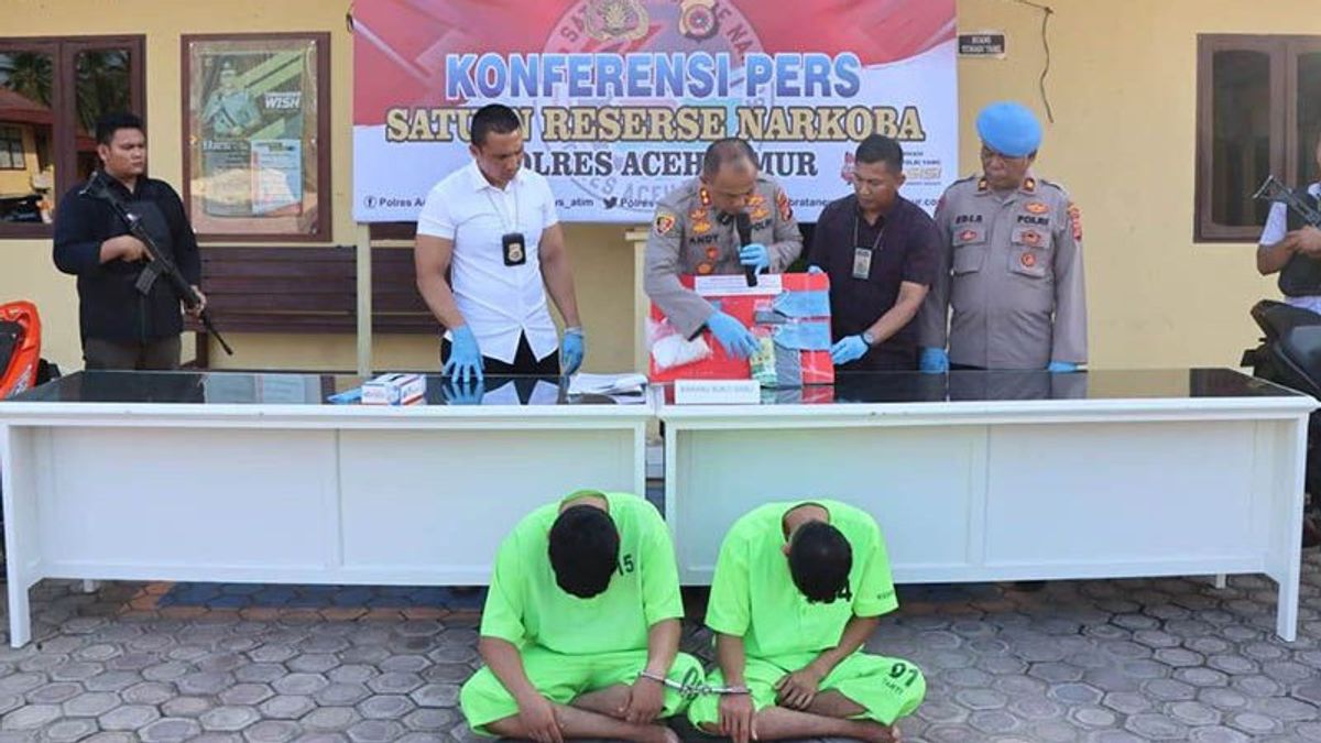 Transactions At The Mosque Courtyard, 2 Drug Dealers In East Aceh Arrested By Police