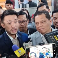 Roy Suryo Cs ‘Kalah Telak’ di Gelar Perkara, Penyelidikan Dugaan Ijazah Palsu Jokowi Dihentikan