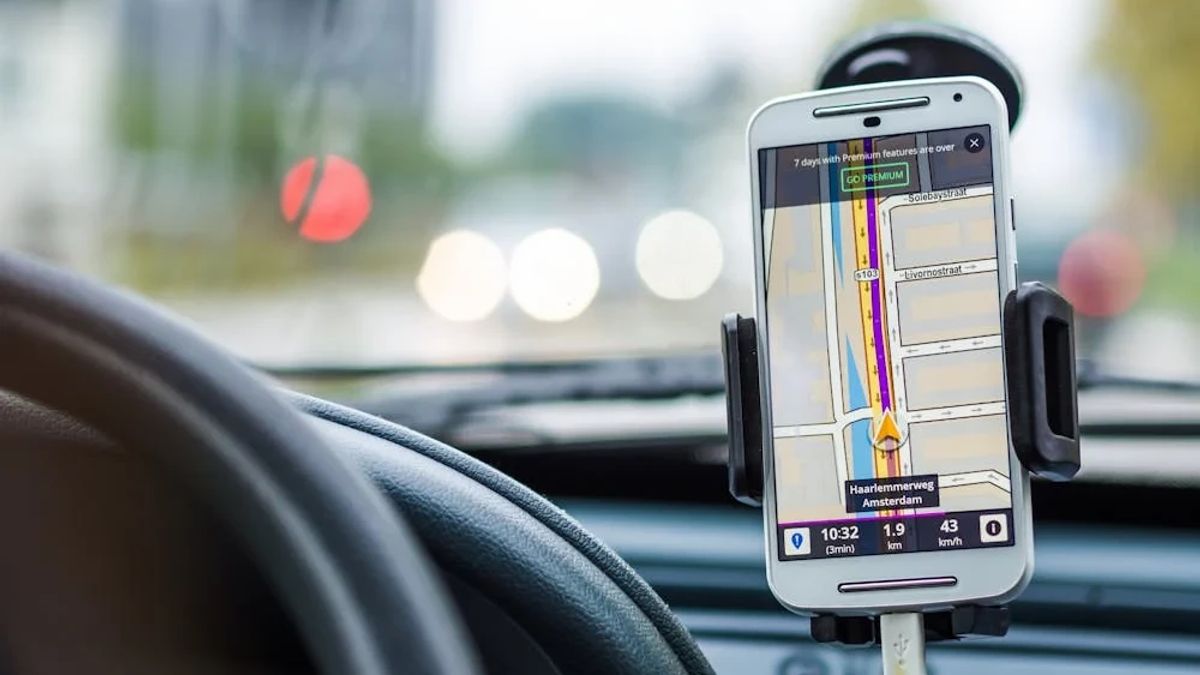 Take Advantage Of GPS For Safe And Comfortable Eid Homecoming