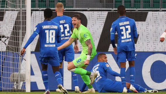  Wolfsburg Perpanjang Catatan Tak Terkalahkan Usai Hantam Hoffenheim 2-1