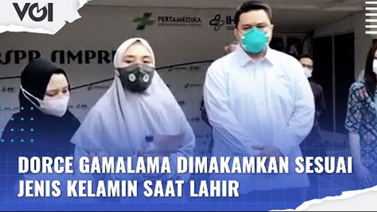 VIDEO: Dorce Gamalama Dimakamkan Sesuai Jenis Kelamin Saat Lahir