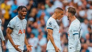 Tottenham Hotspur Menang Dramatis atas Liverpool 2-1