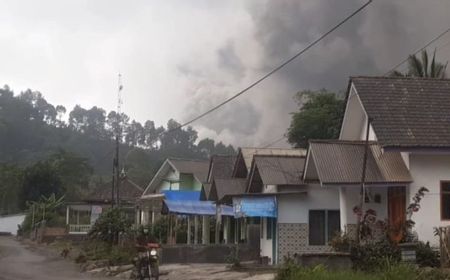 BNPB Minta Warga Lumajang Kawasan Gunung Semeru Ikuti Perintah Evakuasi