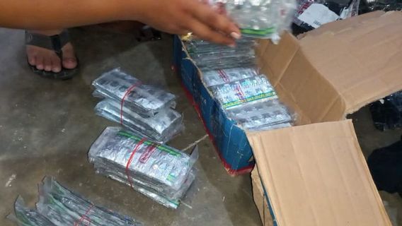 Beli 3.000 Tramadol dari Jakarta, 2 Pria Ditangkap di Kantor Jasa Ekspedisi Mataram NTB