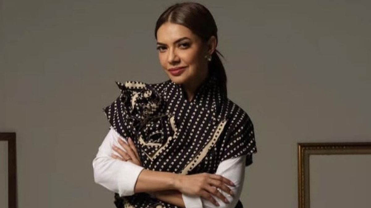根据第Z世代圈的激情成为潮流的工作,Najwa Shihab提醒努力实现它