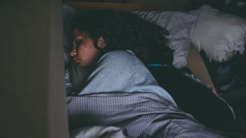 in : 3 avantages d’un sommeil noir