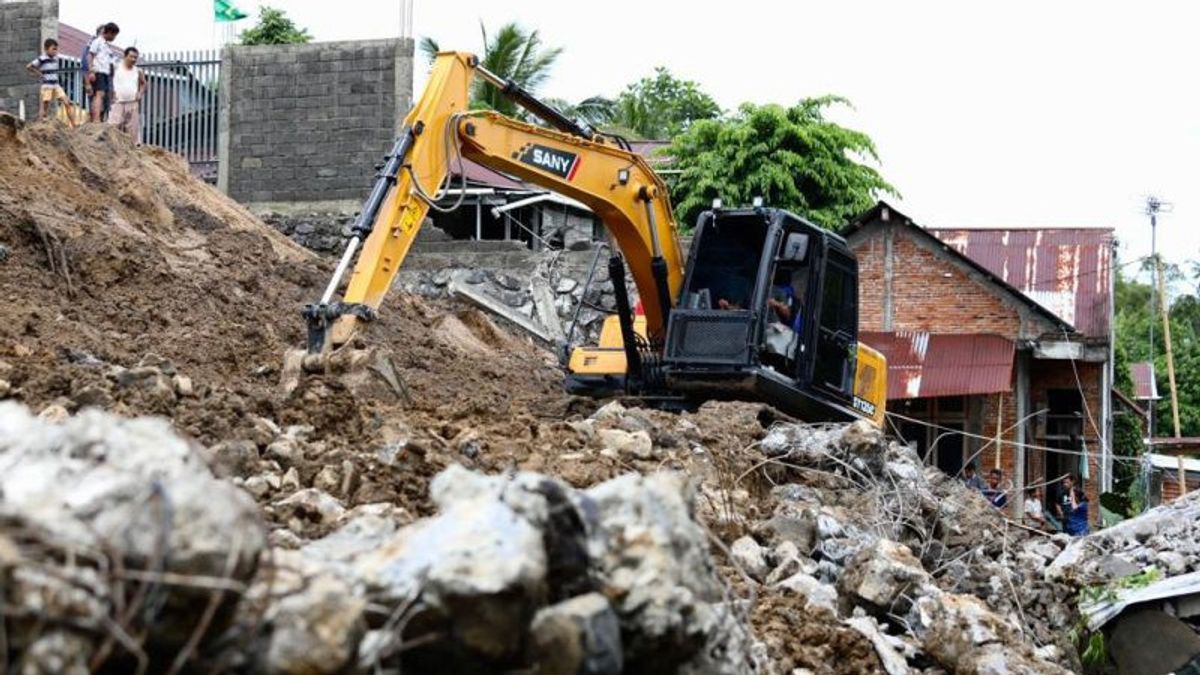 الاستجابة الطارئة حتى الخميس المقبل، السكان يبدأون تنظيف 34 قرية في مانادو المتضررة من الفيضانات