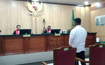 Terbukti Terlibat Suap, Ajudan Eks Gubernur Malut AGK Dihukum Penjara 4,6 Tahun